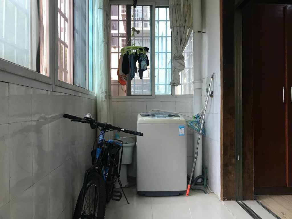 君悦华府 3室2厅2卫 71.8万 君悦华府 3室2厅2卫 71.8万阳台