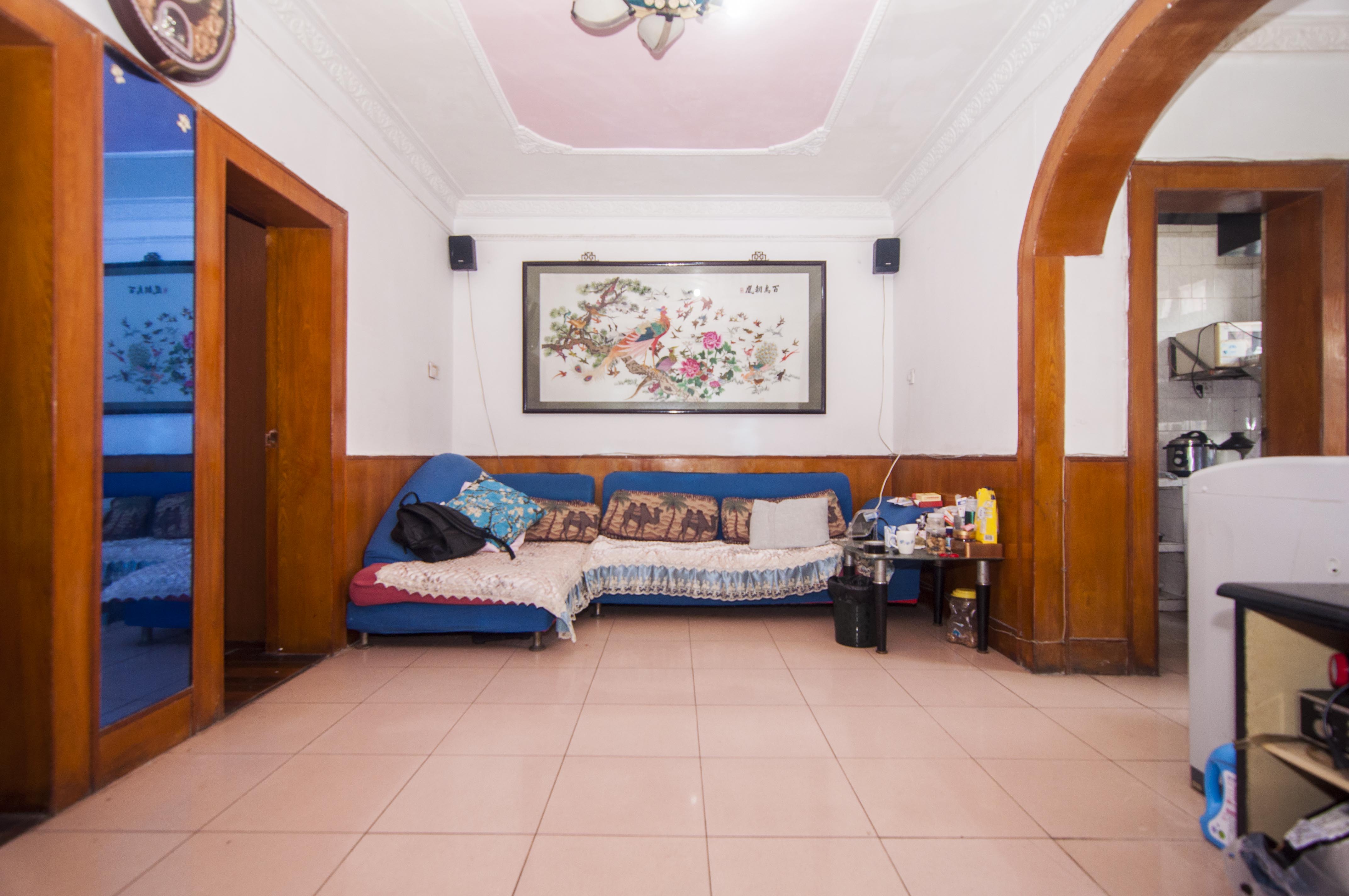 下碧湘街小区宿舍 2室1厅 57.80万客厅