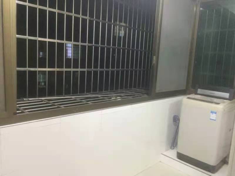 和顺家园  3室2厅1卫    1000.0元/月 和顺家园  3室2厅1卫    1000.0元/月室内图