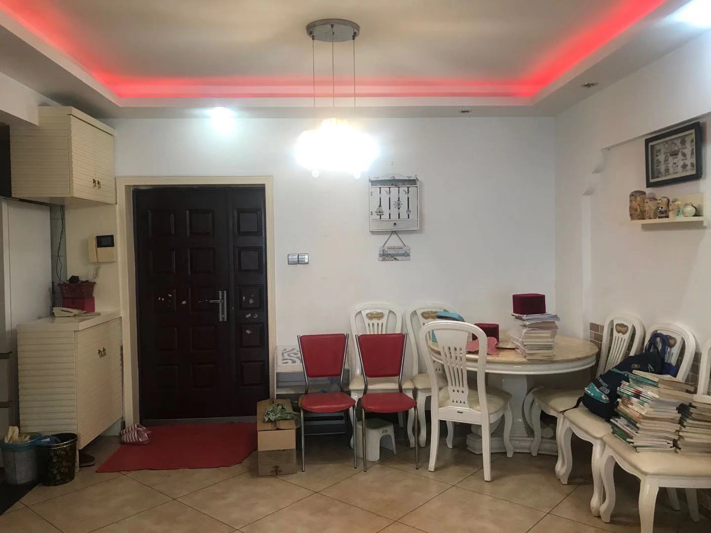 君悦华府 3室2厅2卫 71.8万 君悦华府 3室2厅2卫 71.8万客厅