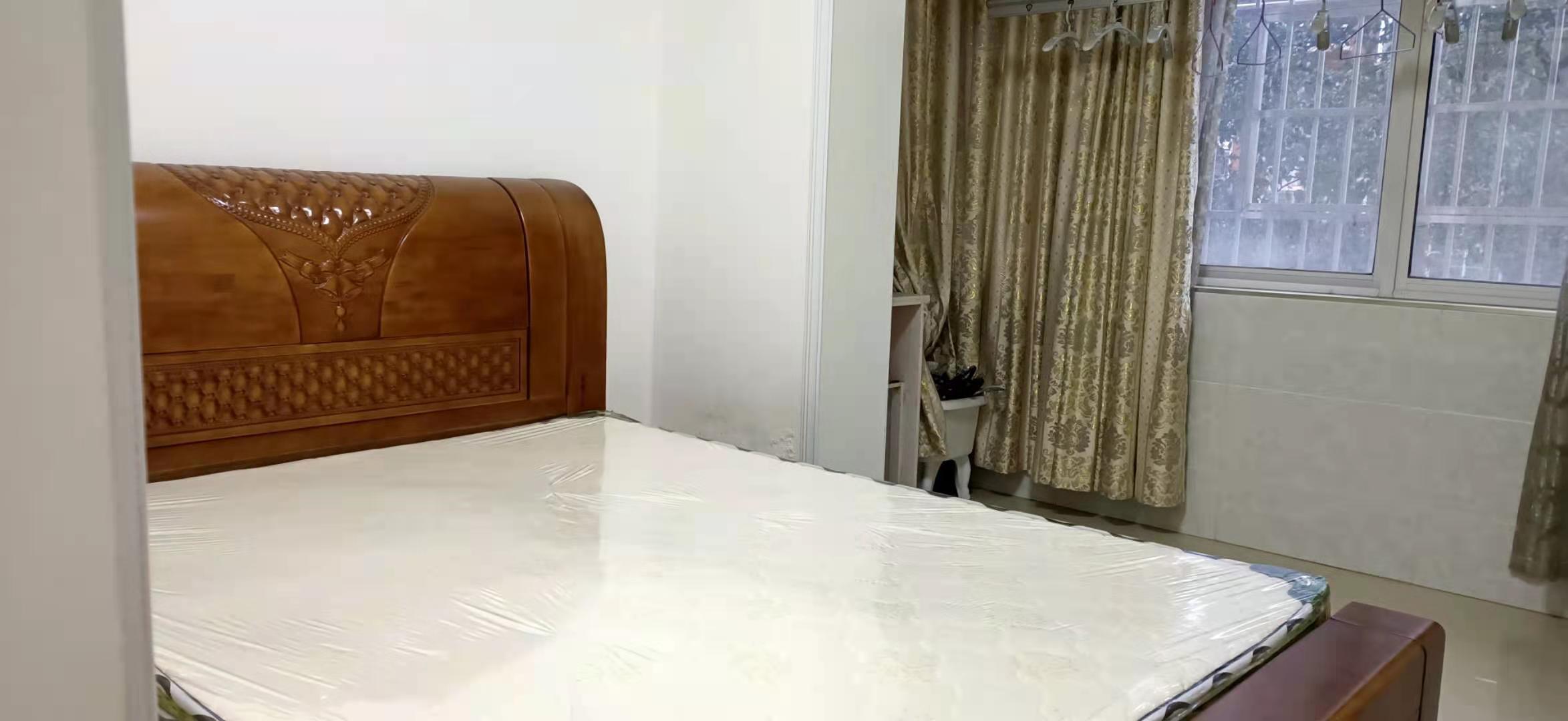 卧龙港 3室2厅2卫 62.8万 卧龙港 3室2厅2卫 62.8万卫生间