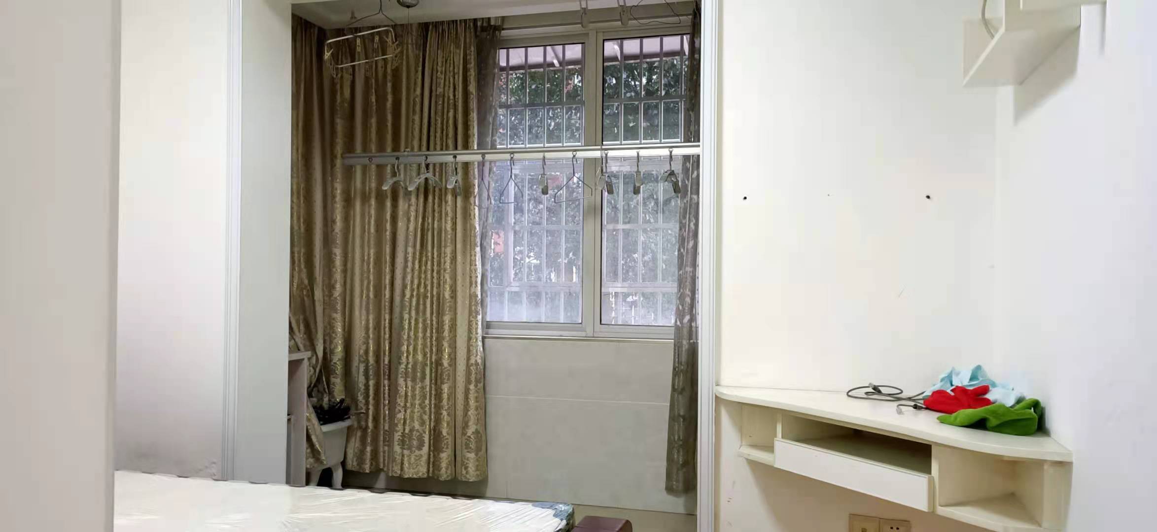 卧龙港 3室2厅2卫 62.8万 卧龙港 3室2厅2卫 62.8万卫生间