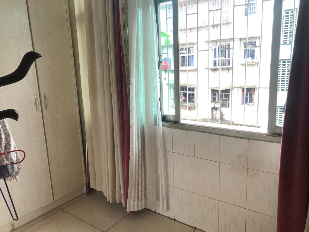 长青居民生活小区  3室2厅2卫    61.8万 长青居民生活小区  3室2厅2卫    61.8万卧室