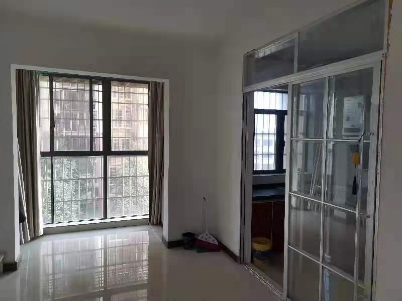 云山诗意三期  3室2厅2卫    1600.0元/月 云山诗意三期  3室2厅2卫    1600.0元/月