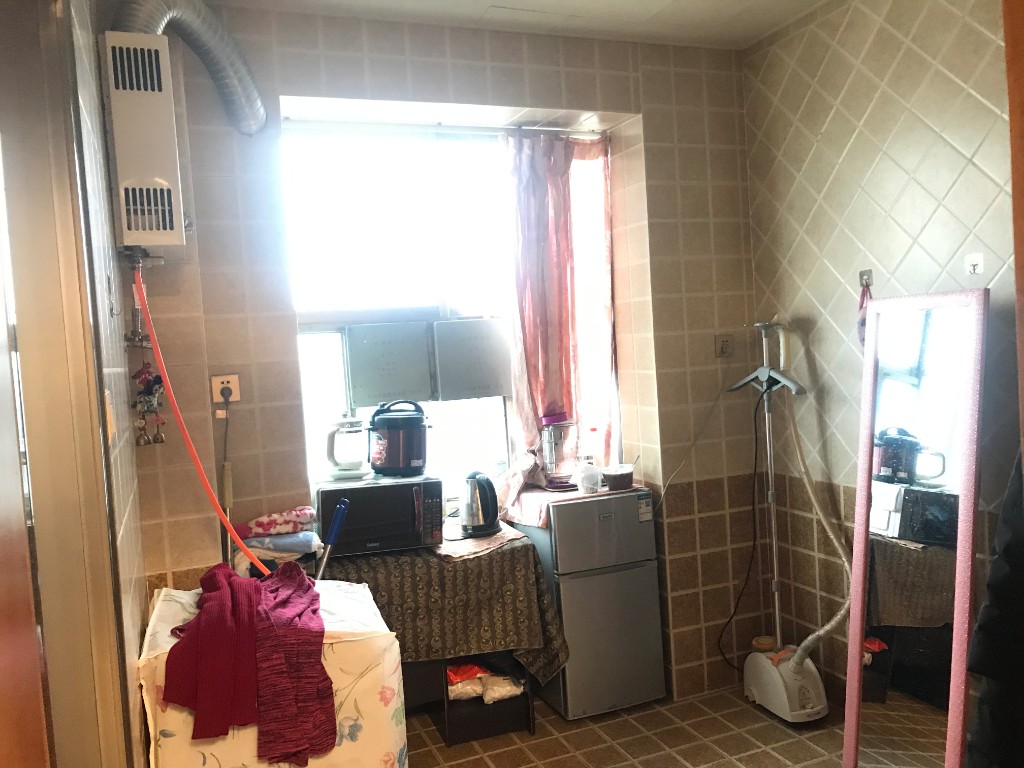 长青居民生活小区  3室2厅2卫    61.8万 长青居民生活小区  3室2厅2卫    61.8万卫生间