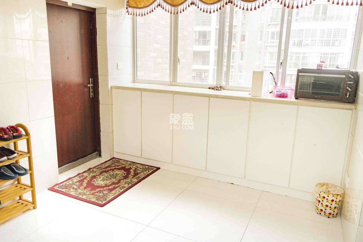 高尔夫紫龙郡 3室2厅2卫 55.0万 高尔夫紫龙郡 3室2厅2卫 55.0万客厅