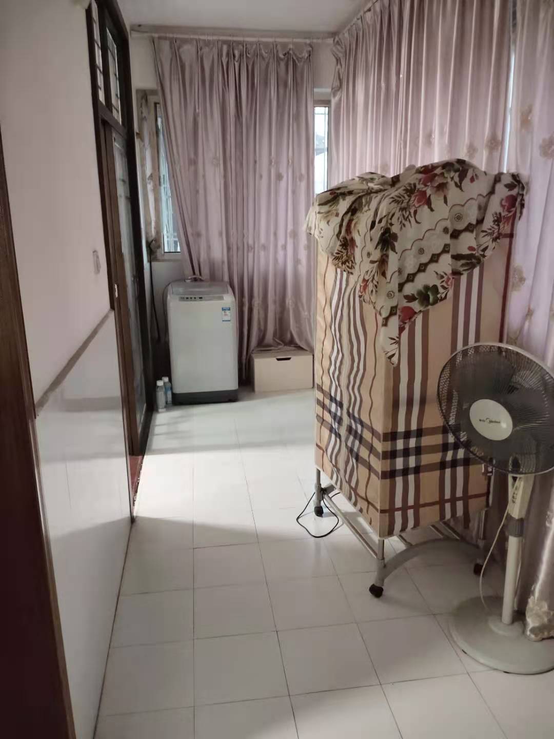 电焊条荷叶塘村 2室1厅1卫 1200.0元/月 电焊条荷叶塘村 2室1厅1卫 1200.0元/月室内图