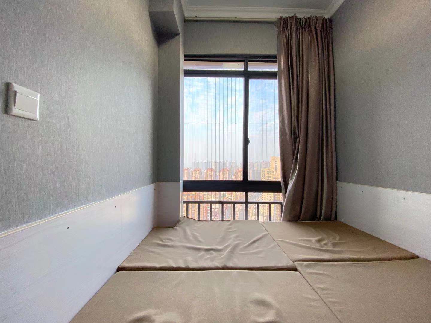 天酬尚都  1室1厅1卫   1200.00元/月 天酬尚都  1室1厅1卫   1200.00元/月