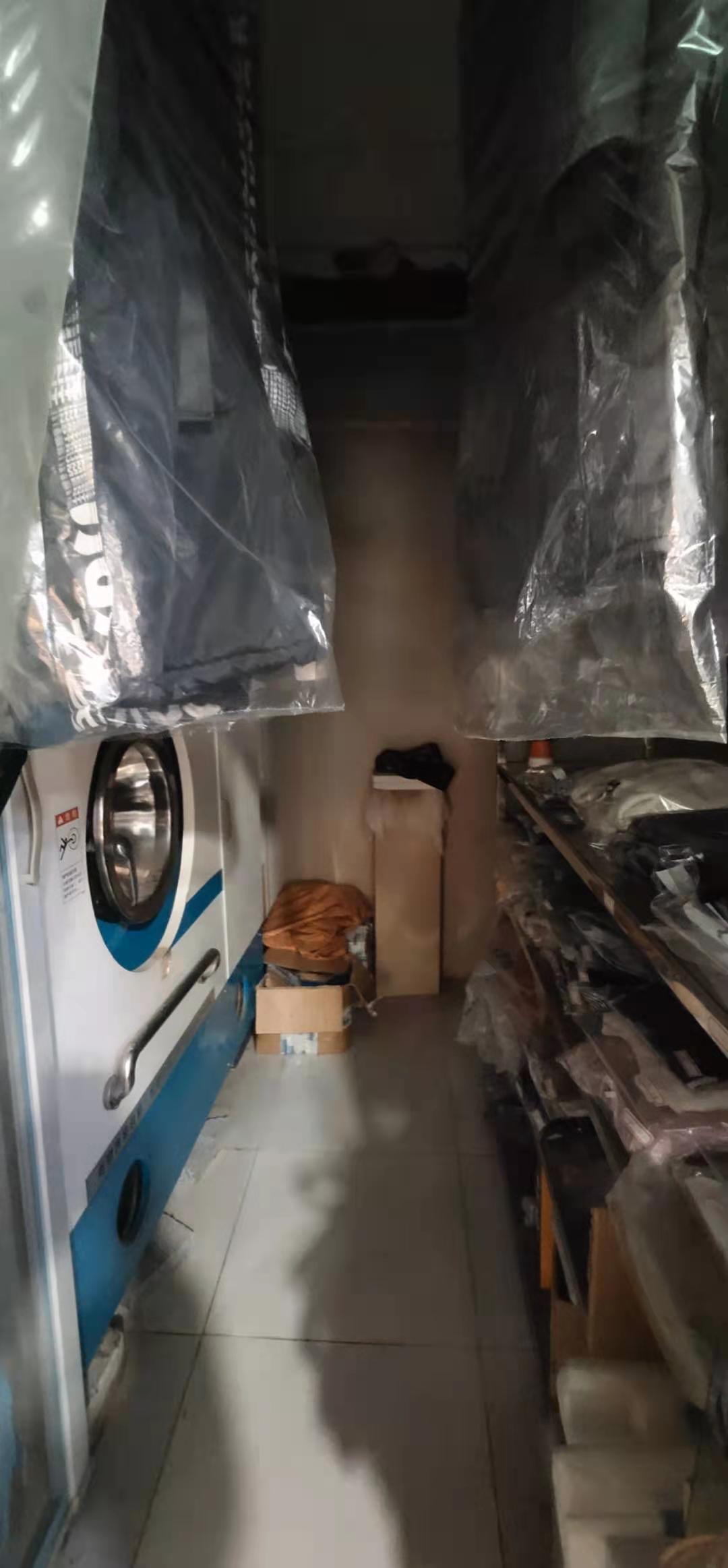 东南雅苑  1室1厅1卫    4300.0元/月室内图