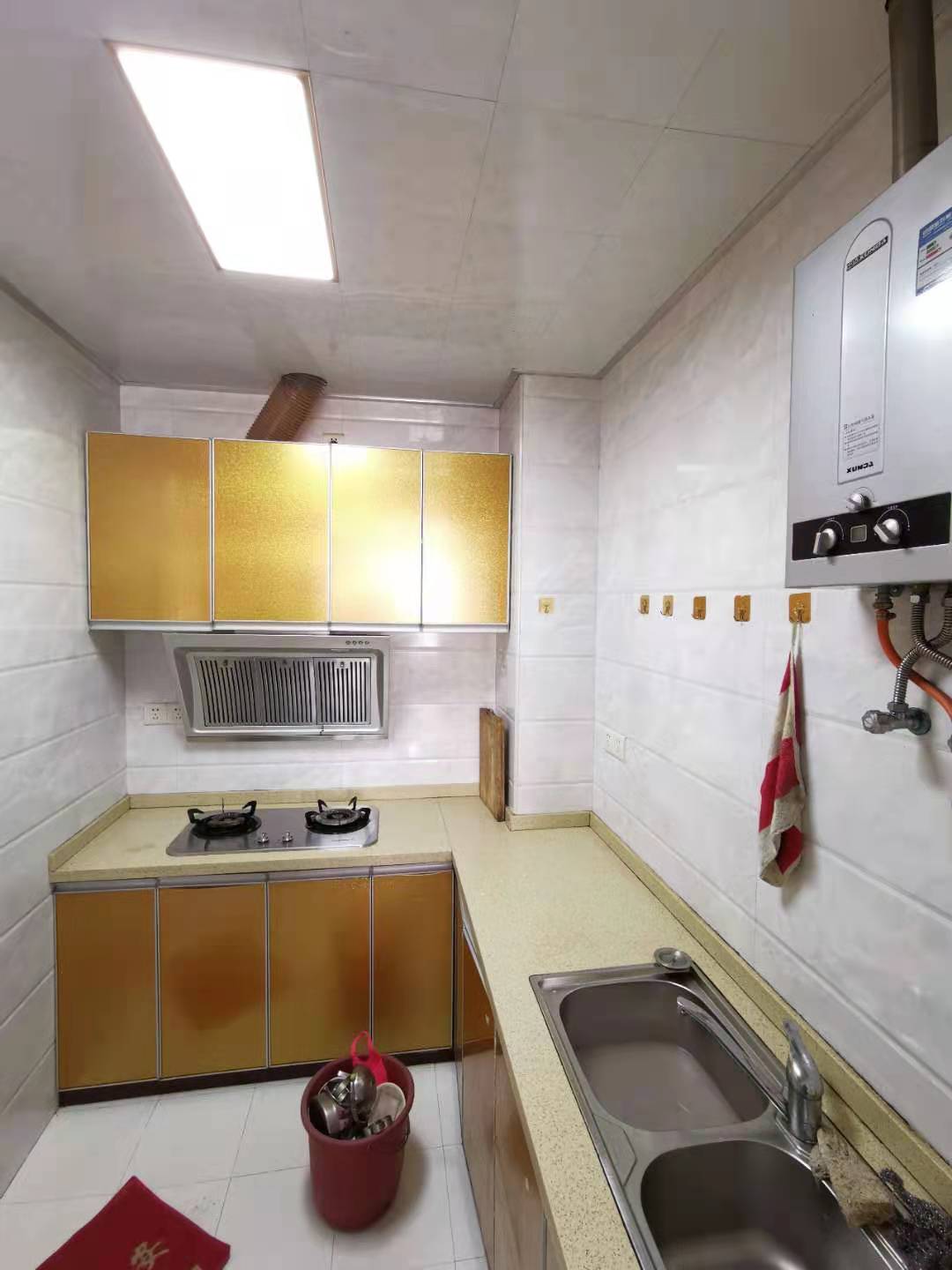 拓兴阳光新城 2室2厅1卫 1800.0元/月 拓兴阳光新城 2室2厅1卫 1800.0元/月室内图