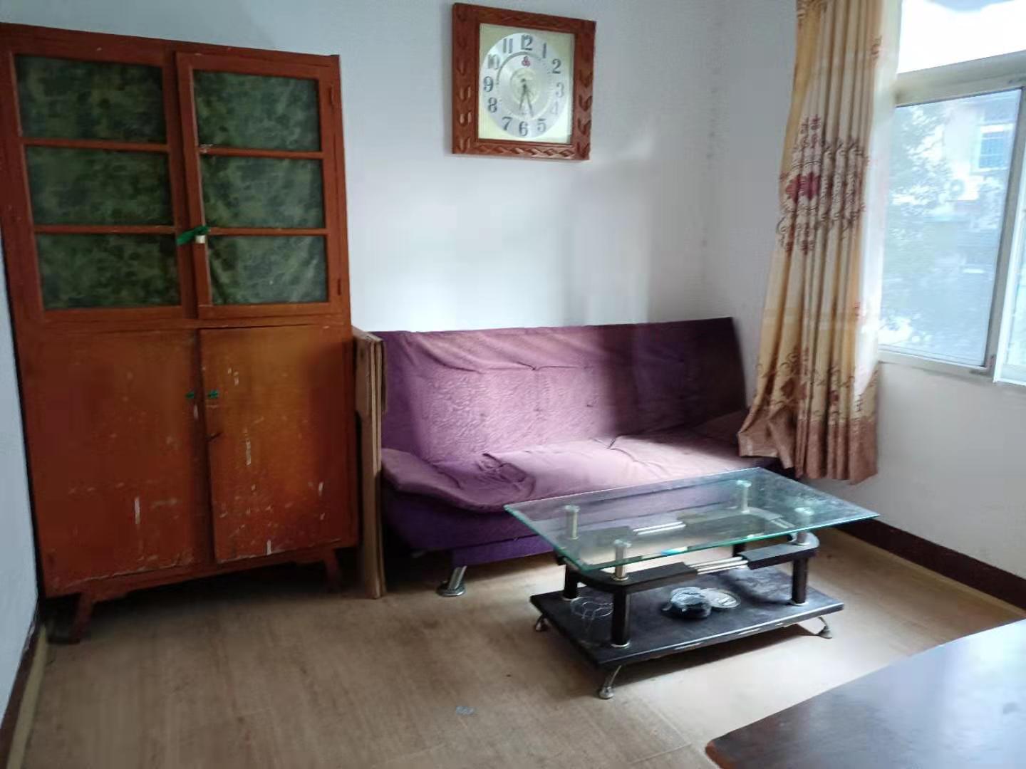 中医院宿舍 2室2厅1卫 800.0元/月 中医院宿舍 2室2厅1卫 800.0元/月室内图