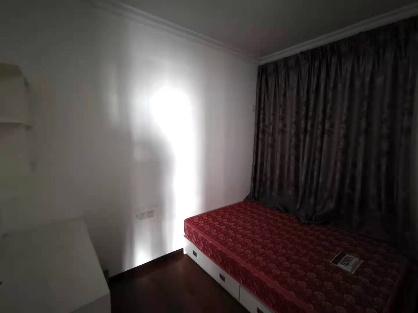 拓兴阳光新城 2室2厅1卫 1800.0元/月 拓兴阳光新城 2室2厅1卫 1800.0元/月室内图