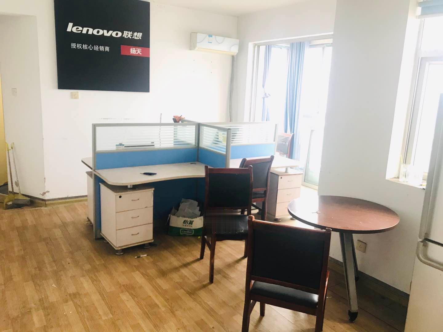 凯通国际城(凯通朝庭) 3室1厅0卫 2800.0元/月 凯通国际城(凯通朝庭) 3室1厅0卫 2800.0元/月室内图