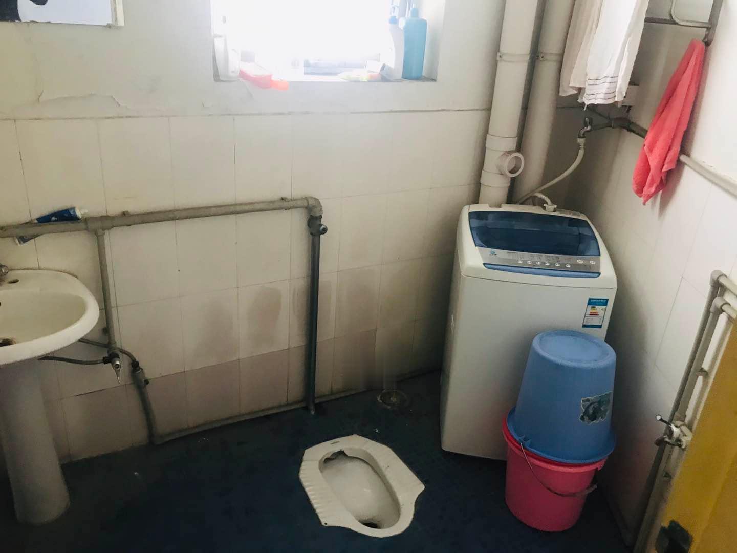 凯通国际城(凯通朝庭) 3室1厅0卫 2800.0元/月 凯通国际城(凯通朝庭) 3室1厅0卫 2800.0元/月室内图