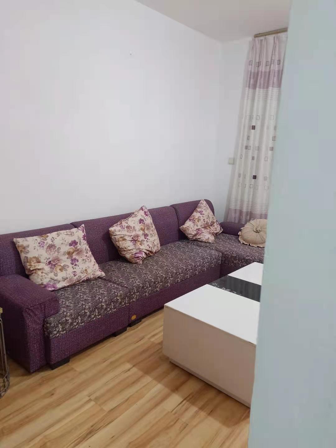 南湖锦苑 2室1厅1卫 1700.0元/月 南湖锦苑 2室1厅1卫 1700.0元/月室内图