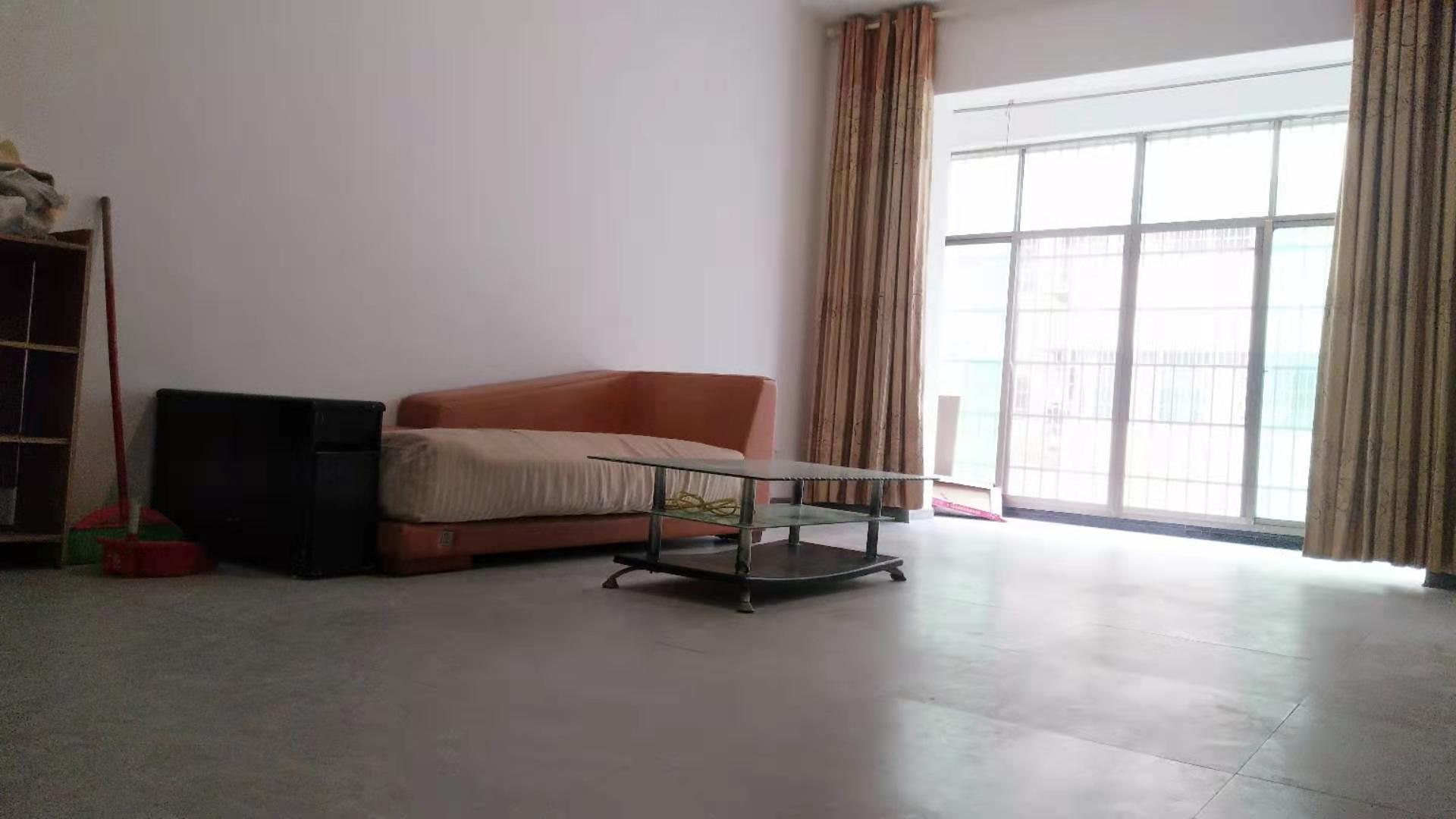 立新长湖安置区(水映豪廷安置房) 2室2厅1卫 1200.0元/月 立新长湖安置区(水映豪廷安置房) 2室2厅1卫 1200.0元/月室内图