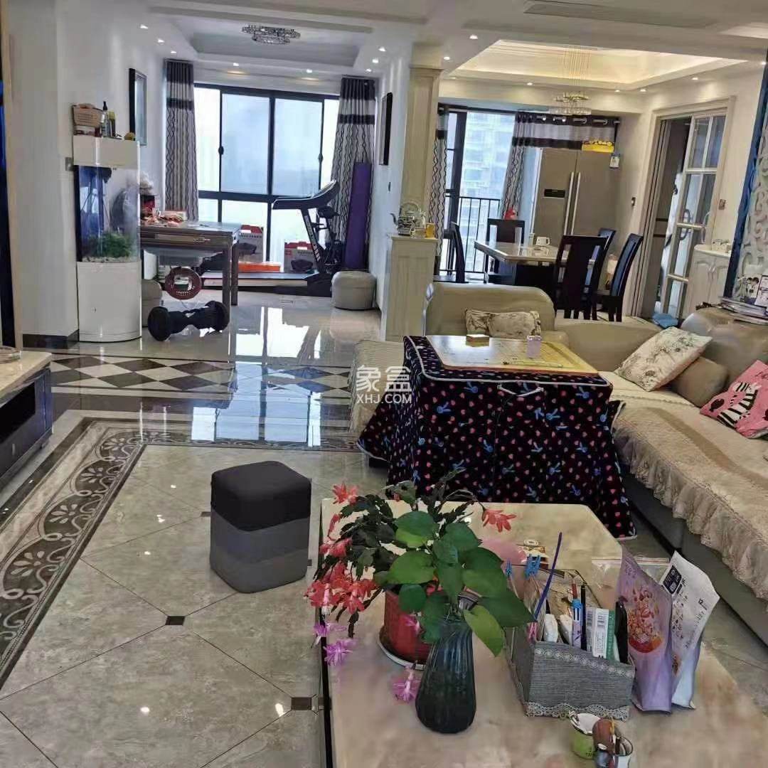 保利翡翠湾(中航翡翠湾)  4室2厅2卫    175.0万 保利翡翠湾(中航翡翠湾)  4室2厅2卫    175.0万