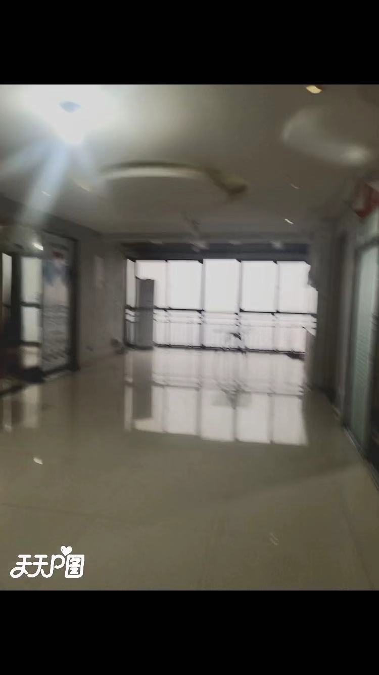 缤纷年华 4室2厅1卫 3200.0元/月 缤纷年华 4室2厅1卫 3200.0元/月室内图