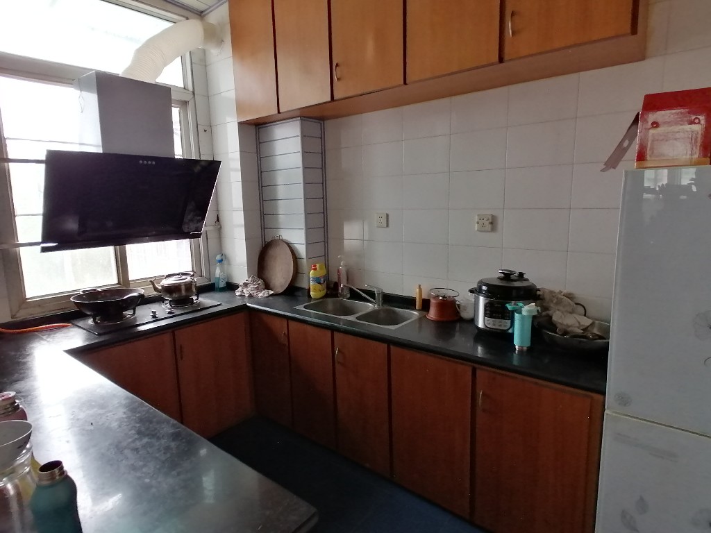 石峰山庄 2室2厅2卫 1500.0元/月 石峰山庄 2室2厅2卫 1500.0元/月室内图