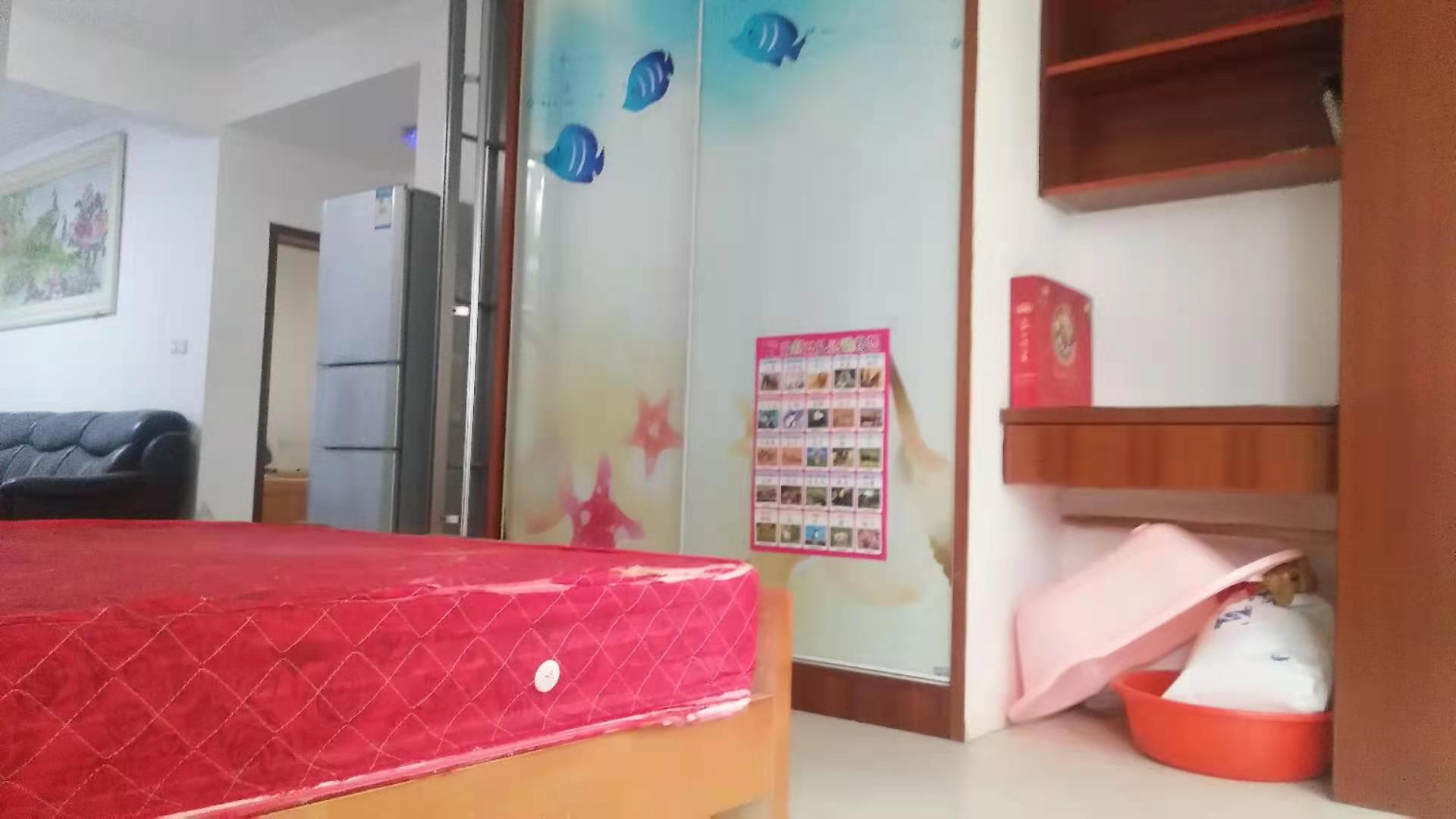 立新长湖安置区(水映豪廷安置房)  3室2厅1卫    1000.0元/月 立新长湖安置区(水映豪廷安置房)  3室2厅1卫    1000.0元/月室内图