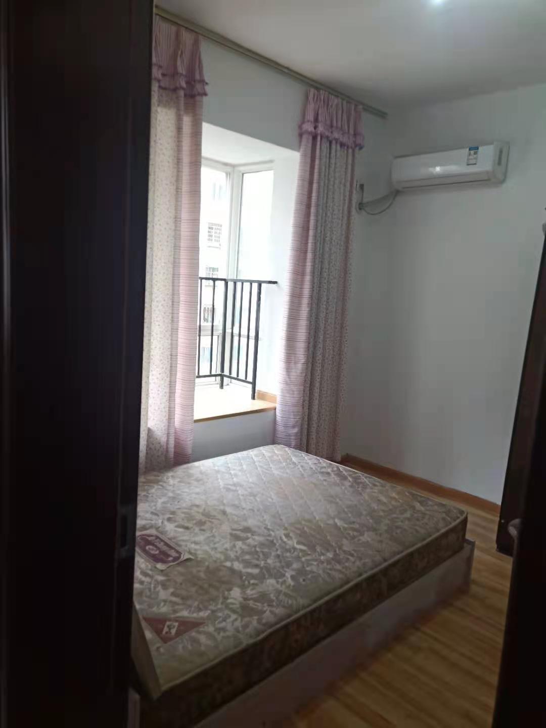 南湖锦苑 2室1厅1卫 1700.0元/月 南湖锦苑 2室1厅1卫 1700.0元/月室内图