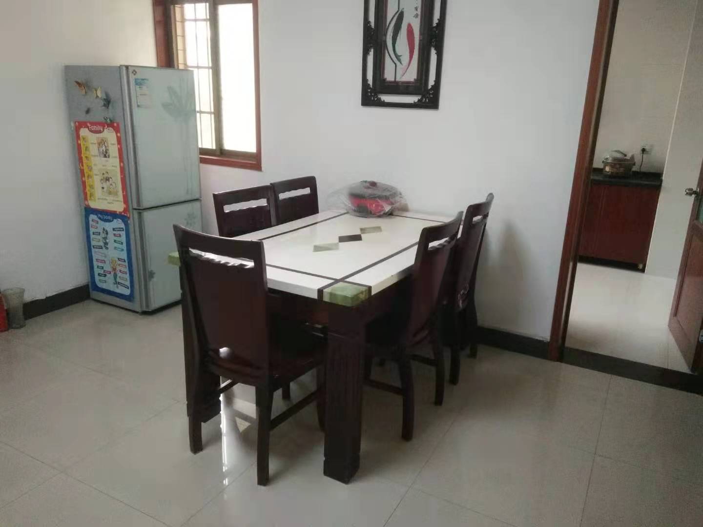 梓山苑小区 3室2厅2卫 66.8万 梓山苑小区 3室2厅2卫 66.8万卫生间