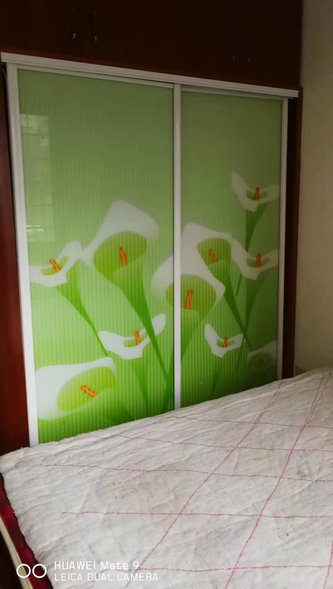 金钩山小区 3室2厅1卫 1400.0元/月 金钩山小区 3室2厅1卫 1400.0元/月室内图