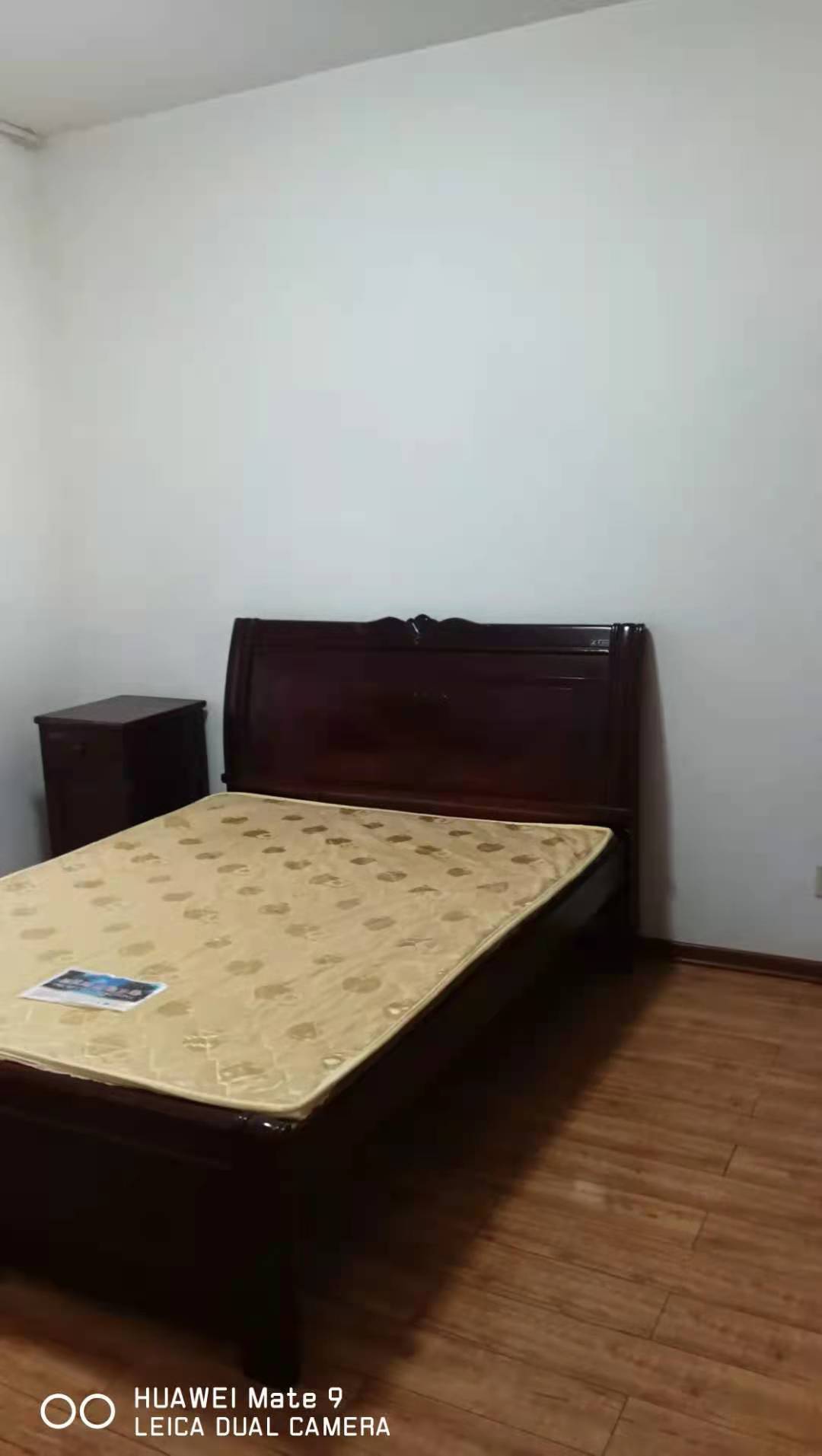 金钩山小区 3室2厅1卫 1400.0元/月 金钩山小区 3室2厅1卫 1400.0元/月室内图