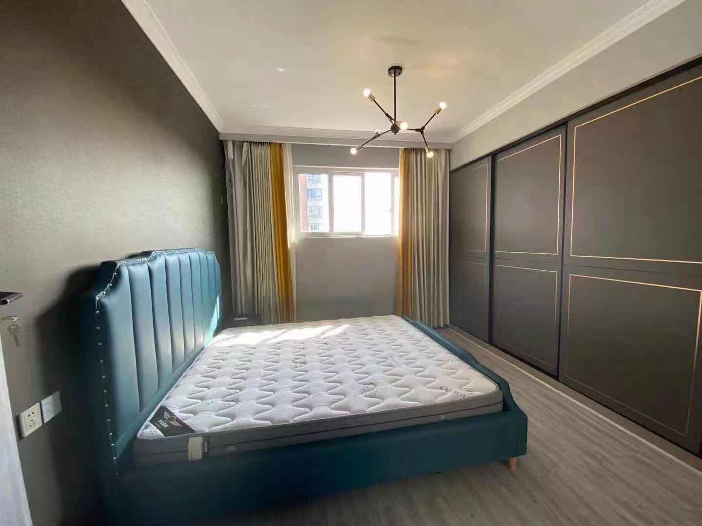学府花园（文苑瑞景）  3室2厅2卫   1780.00元/月室内图