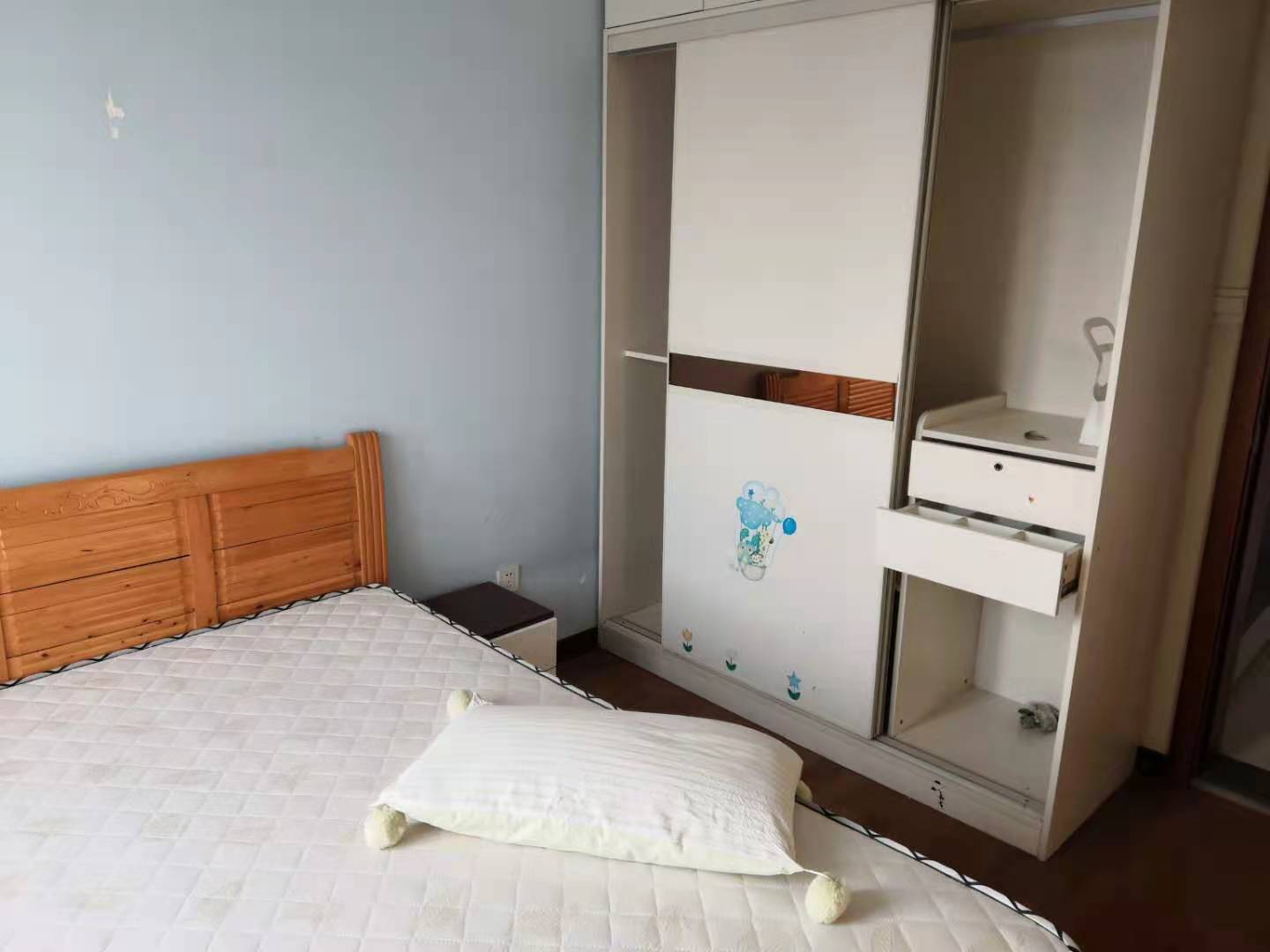 光华揽胜  2室2厅1卫   2200.00元/月室内图