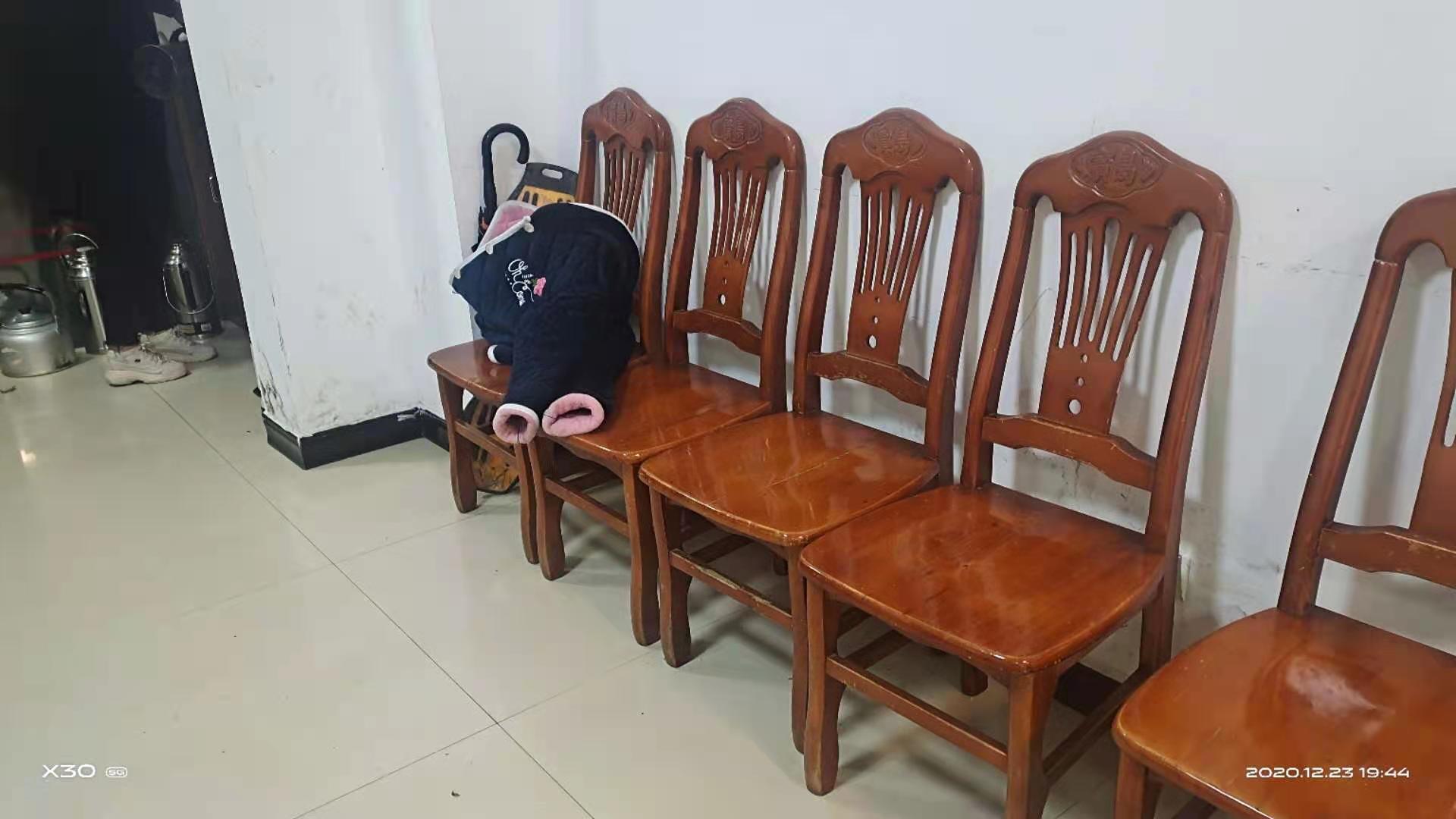 盛世东方  3室2厅2卫    85.0万 盛世东方  3室2厅2卫    85.0万卧室