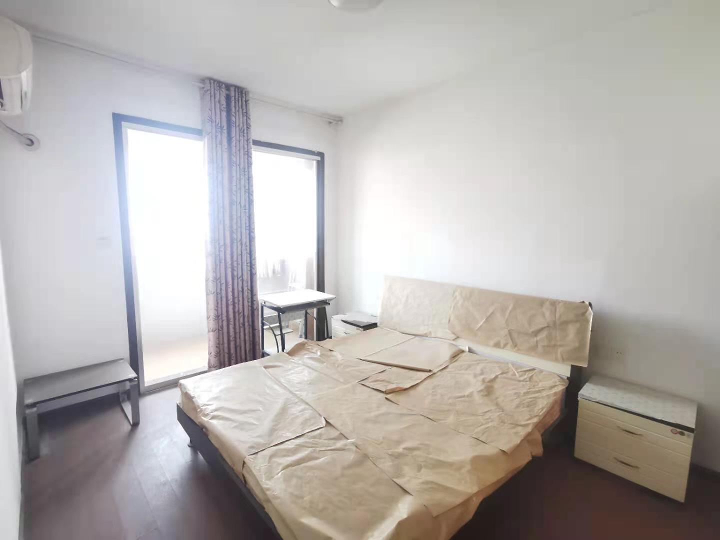 御华府 2室1厅1卫 1700.0元/月 御华府 2室1厅1卫 1700.0元/月室内图