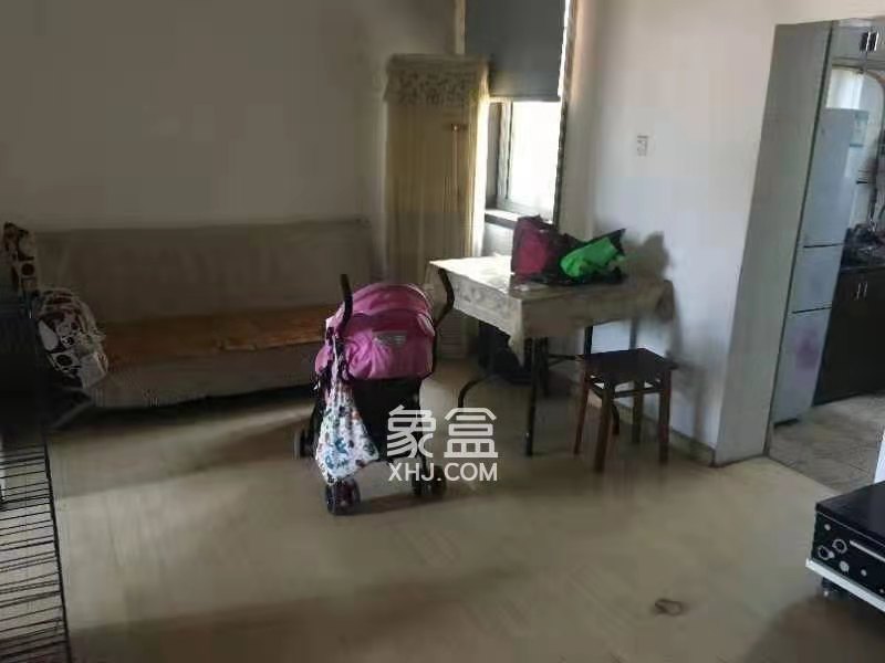 烟山口 2室1厅1卫 1100.0元/月 烟山口 2室1厅1卫 1100.0元/月室内图