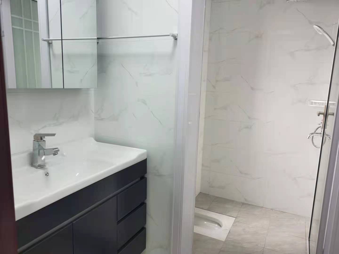 时代华府  2室2厅1卫    60.0万 时代华府  2室2厅1卫    60.0万卫生间