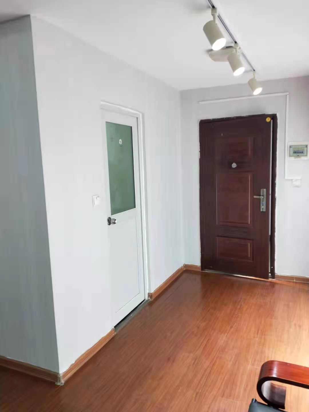 鑫天国际（鑫天偶遇）  1室1厅1卫    34.8万客厅