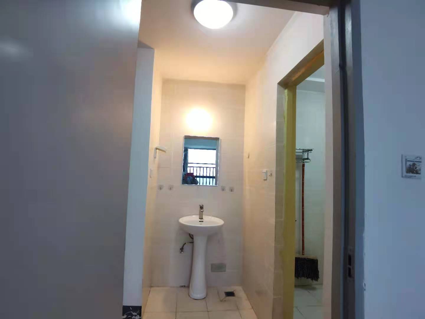 南湖尚景 1室1厅1卫 1600.0元/月 南湖尚景 1室1厅1卫 1600.0元/月室内图