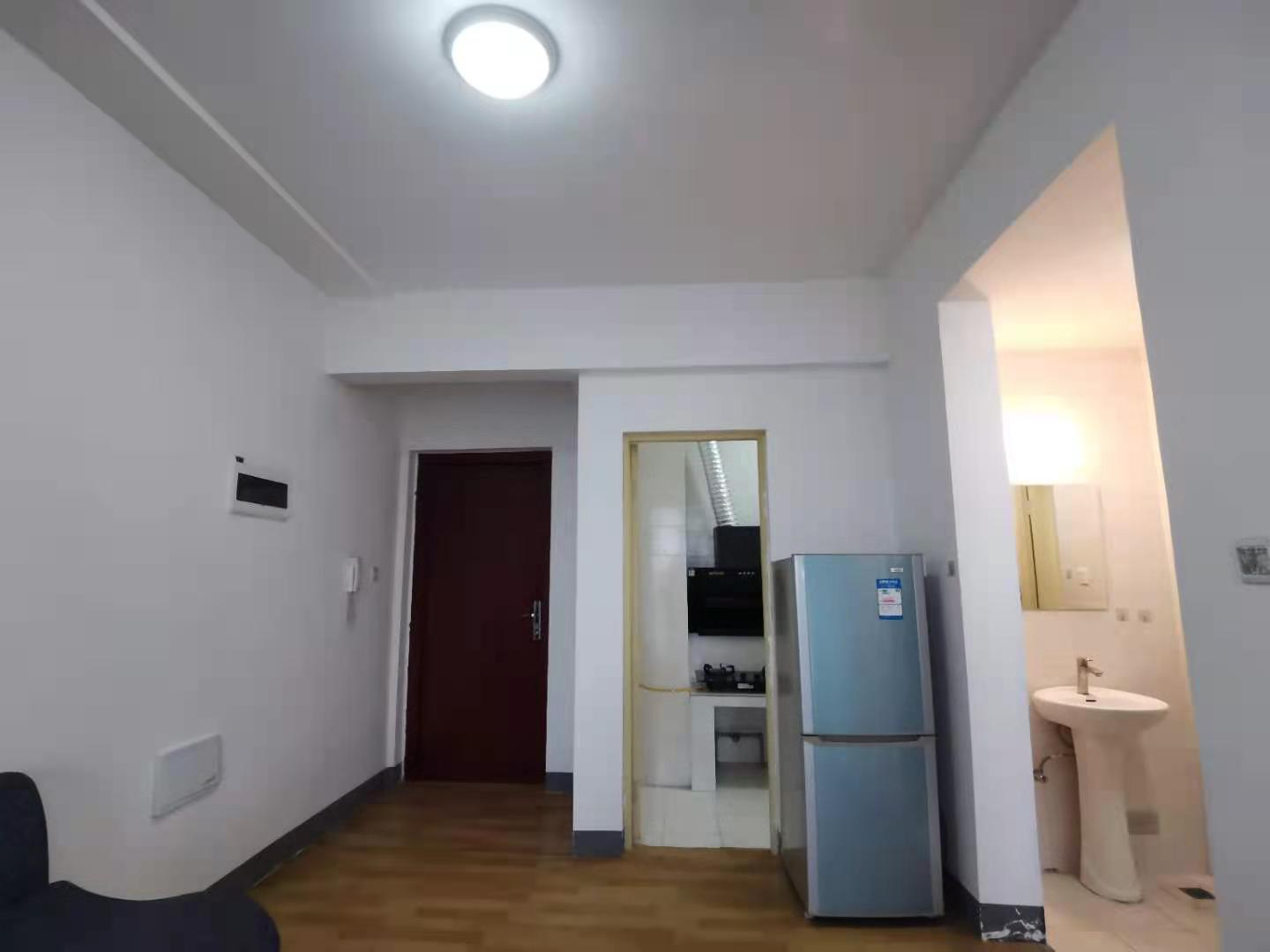 南湖尚景 1室1厅1卫 1600.0元/月 南湖尚景 1室1厅1卫 1600.0元/月室内图