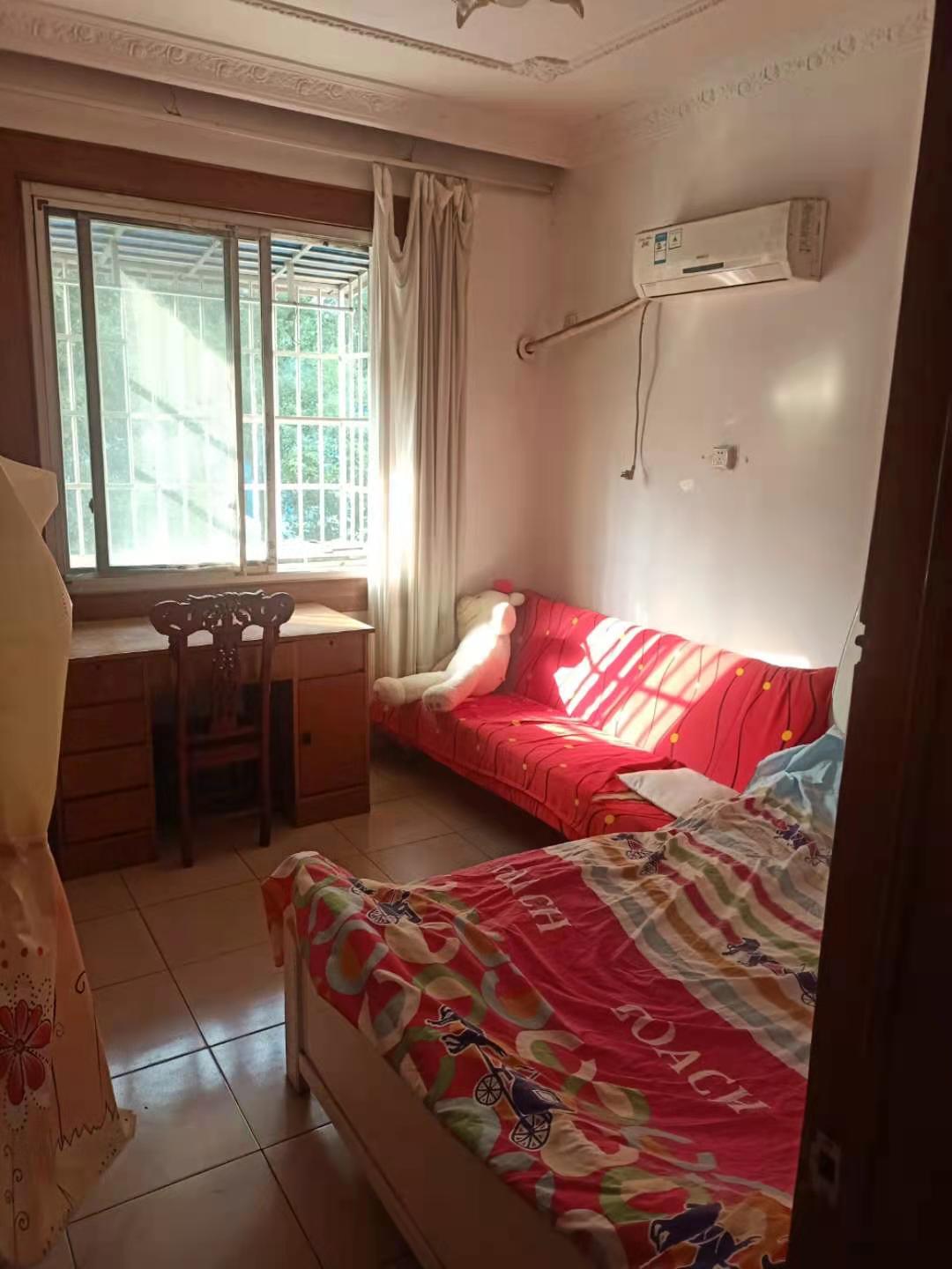 外贸小区  2室2厅1卫    600.0元/月 外贸小区  2室2厅1卫    600.0元/月室内图