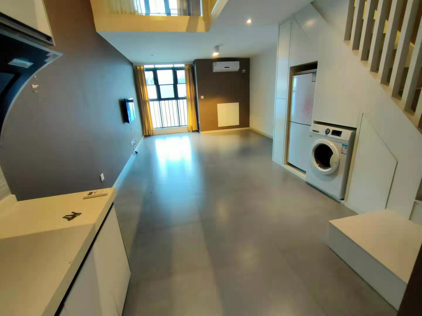 星美新外滩(公寓栋)  2室1厅1卫    2000.0元/月 星美新外滩(公寓栋)  2室1厅1卫    2000.0元/月室内图