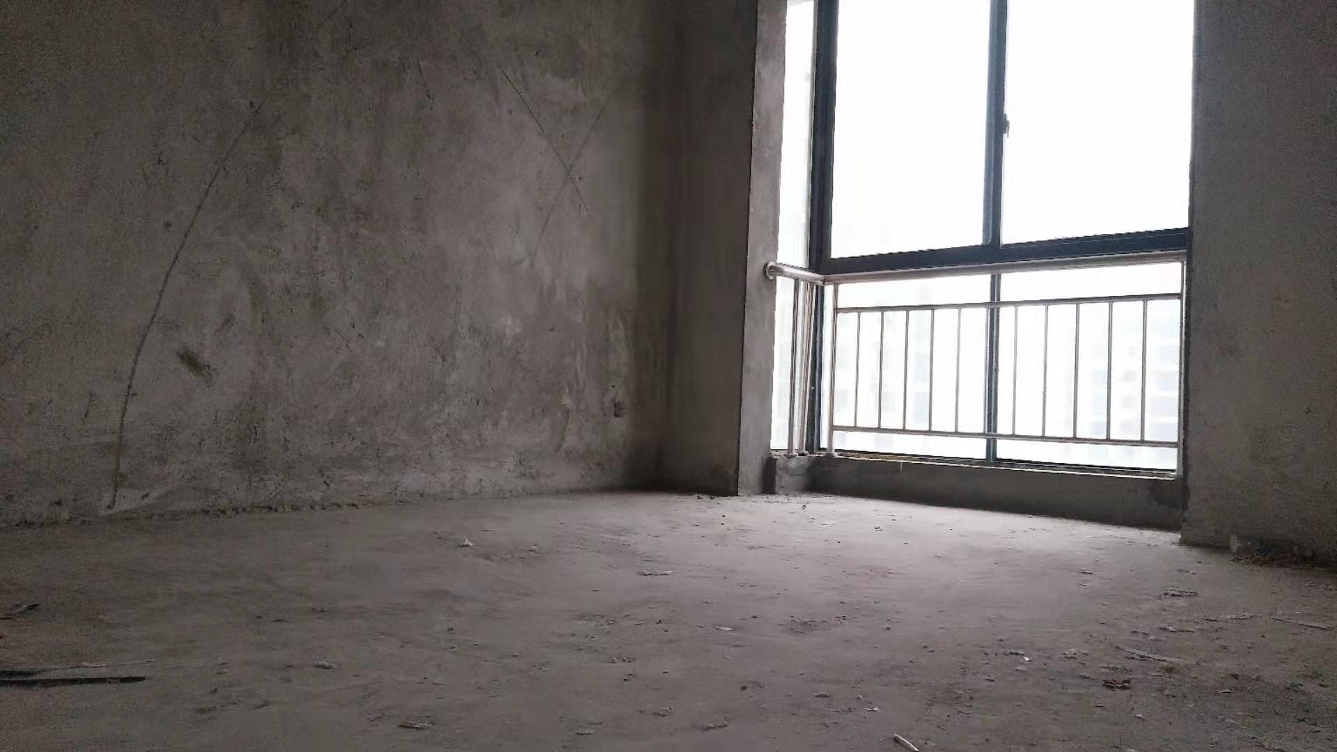 水映豪廷（一，二，三期）  5室2厅2卫   95.00万客厅