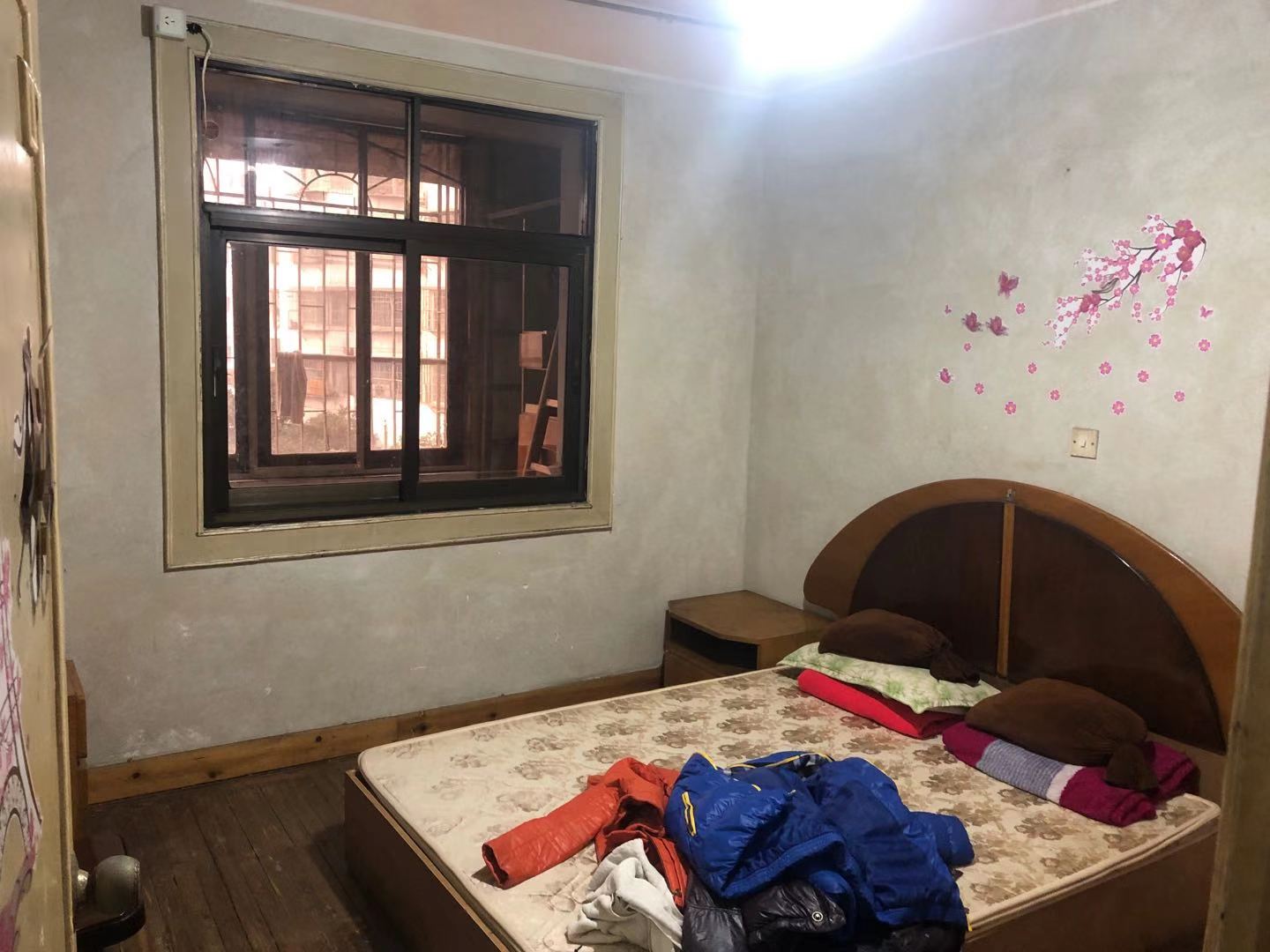 三角叉散盘 2室1厅1卫 800.0元/月 三角叉散盘 2室1厅1卫 800.0元/月室内图