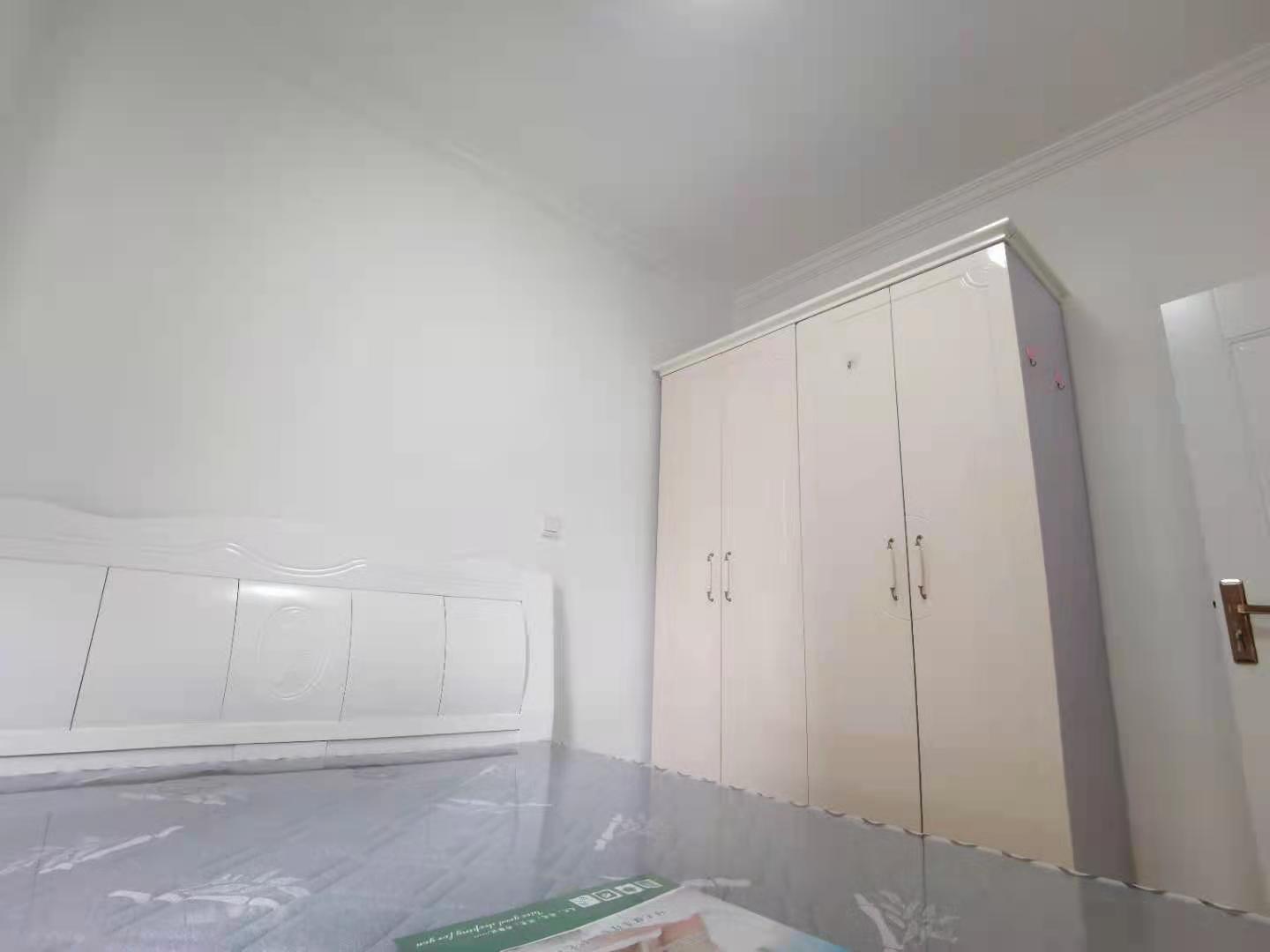 南湖锦苑 2室2厅1卫 2000.0元/月 南湖锦苑 2室2厅1卫 2000.0元/月室内图