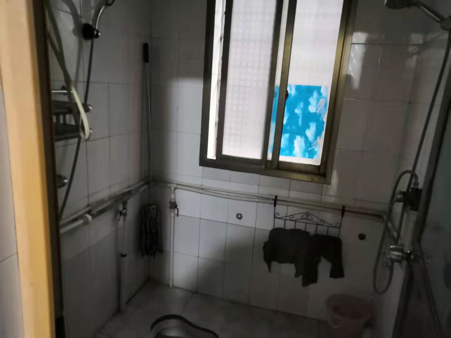 竹峰苑  1室2厅1卫    700.0元/月 竹峰苑  1室2厅1卫    700.0元/月室内图