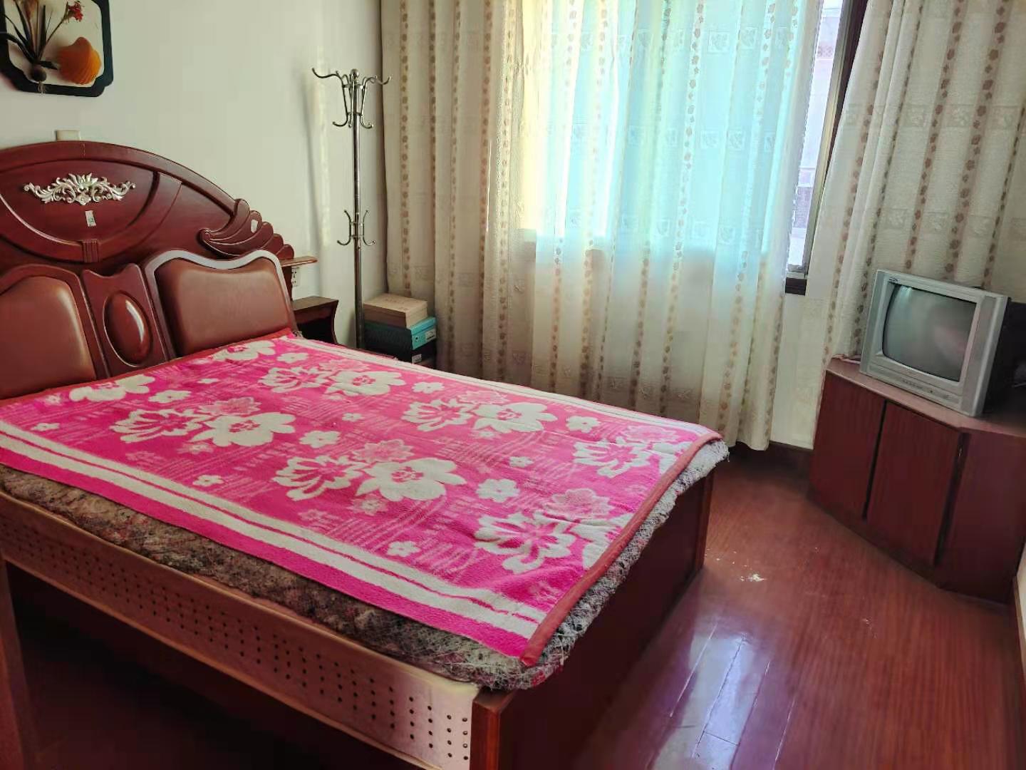 审计局家属楼 2室1厅1卫 35.0万 审计局家属楼 2室1厅1卫 35.0万卧室