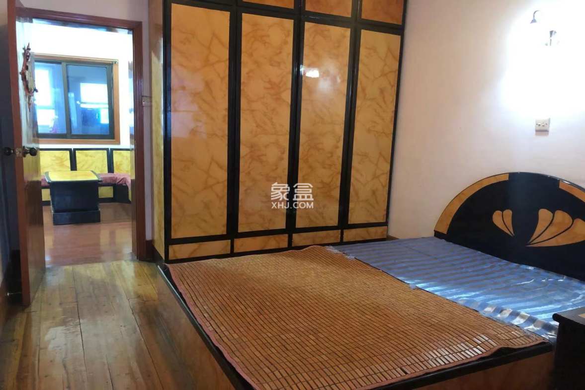 人民中路 2室2厅1卫 900.0元/月 人民中路 2室2厅1卫 900.0元/月室内图