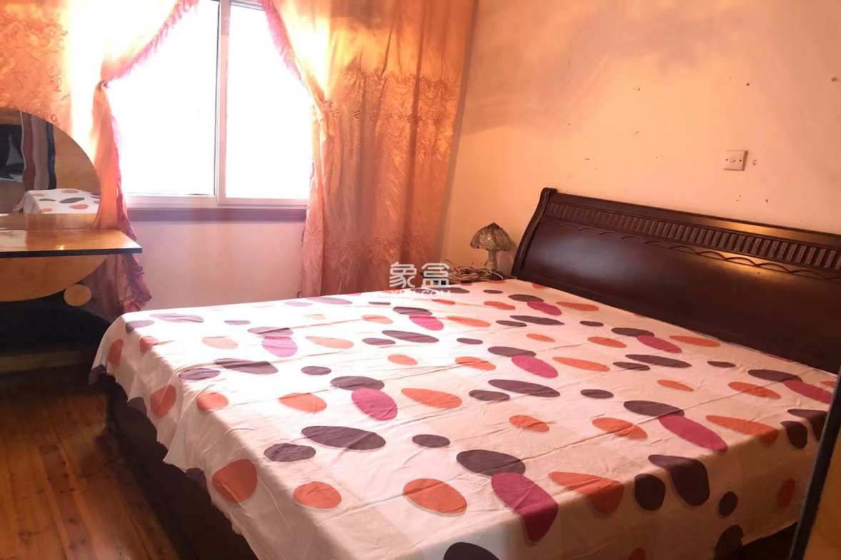 人民中路 2室2厅1卫 900.0元/月 人民中路 2室2厅1卫 900.0元/月室内图