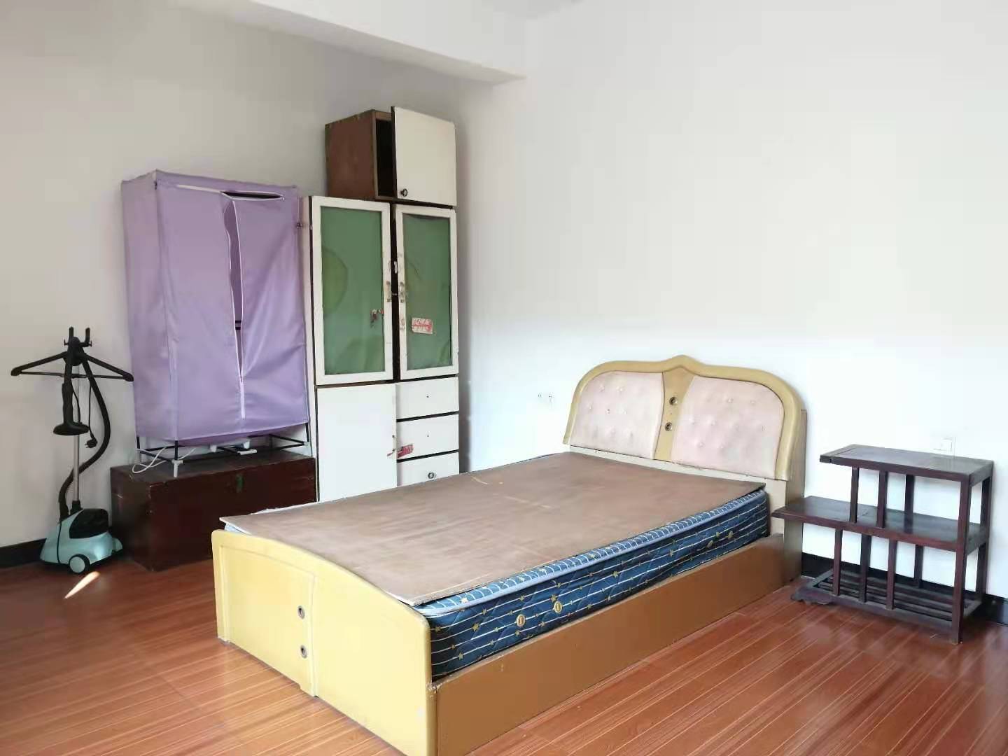 立新长湖安置区（水映豪廷安置房)  3室2厅1卫   800.00元/月室内图