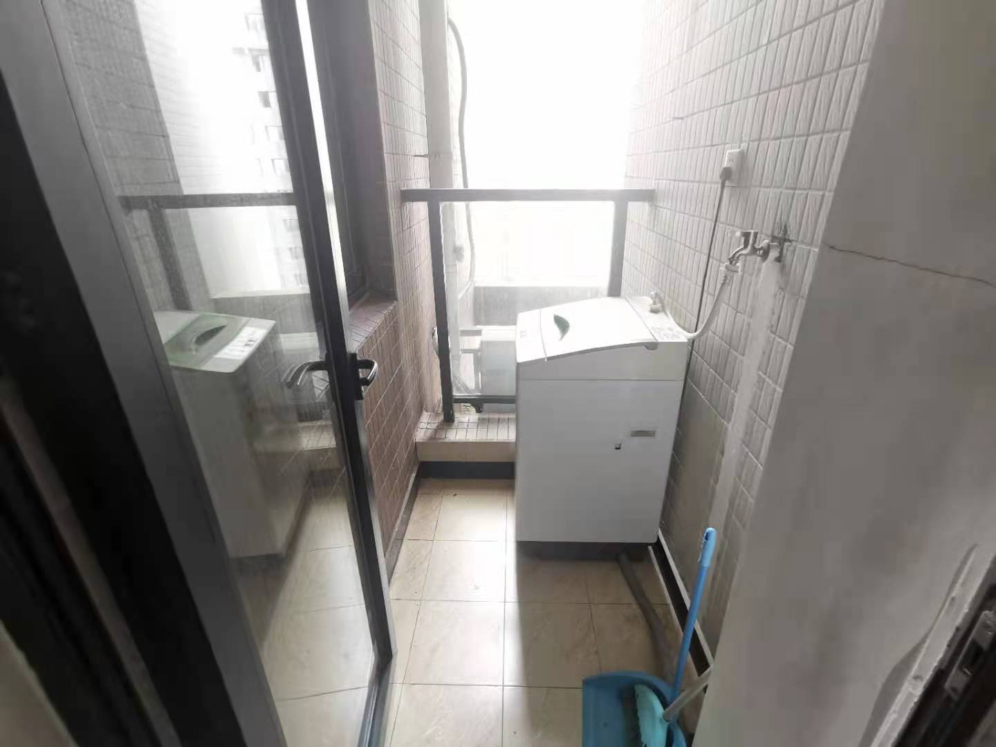 城南故事家园  2室1厅1卫    2000.0元/月室内图