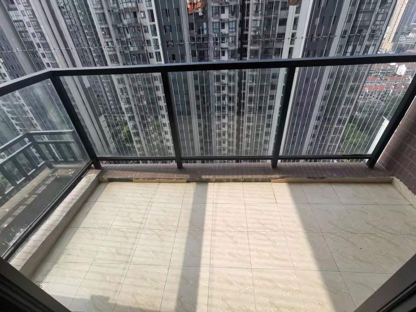 城南故事家园  2室1厅1卫    2000.0元/月室内图