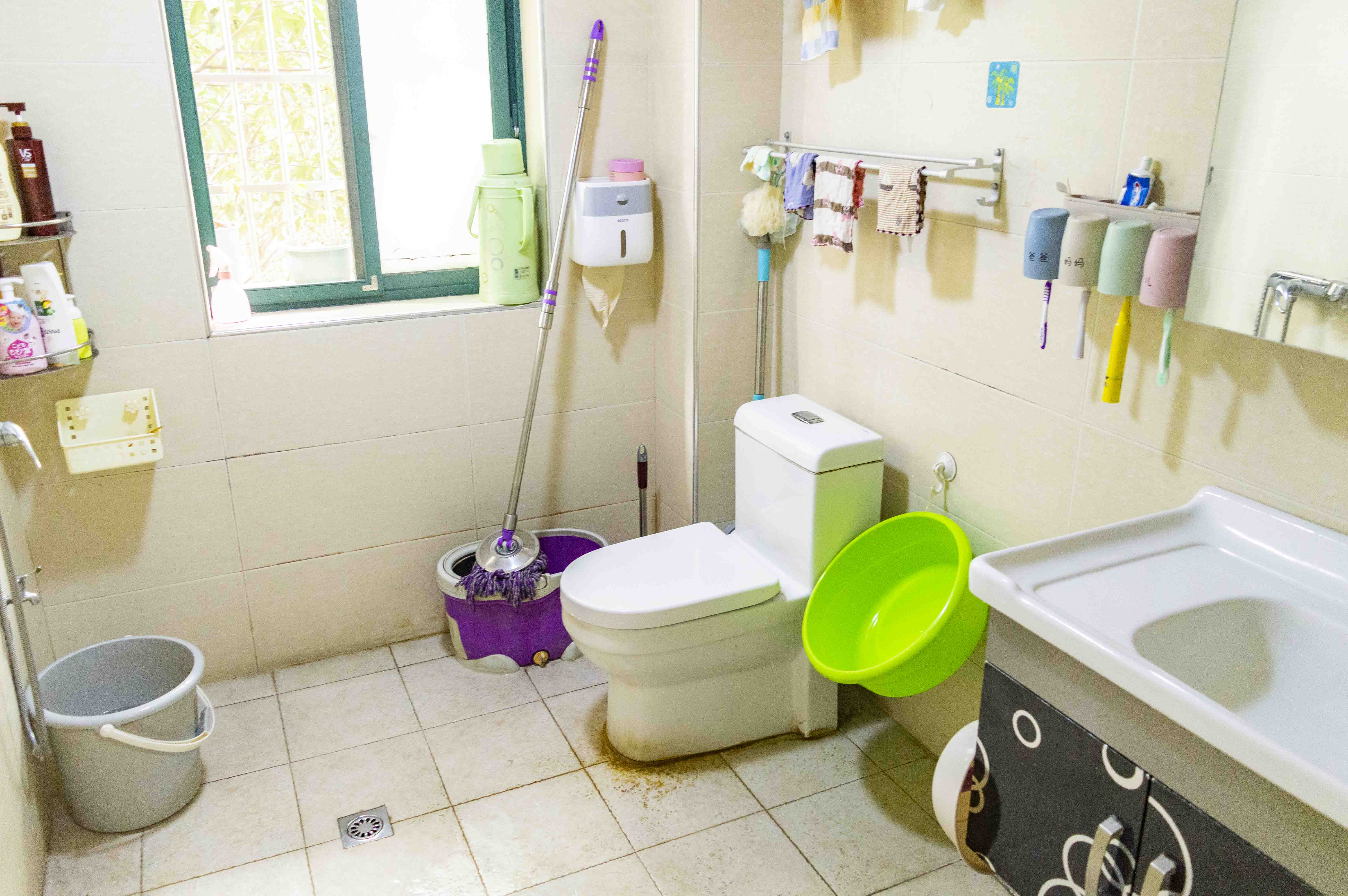 桃花里 3室2厅1卫 101.0万 桃花里 3室2厅1卫 101.0万客厅